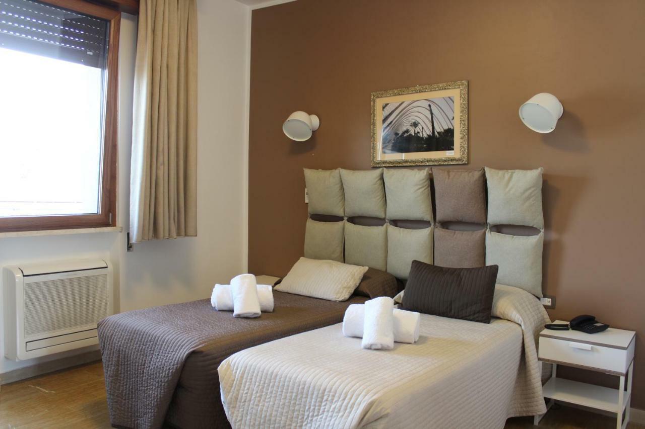 פירנצה Hotel Franchi מראה חיצוני תמונה